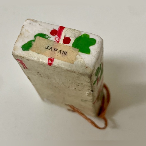 Mid Century Post WWII Japan Antique Glazed Ceramic Christmas Present Ornament - Picture 4 of 11